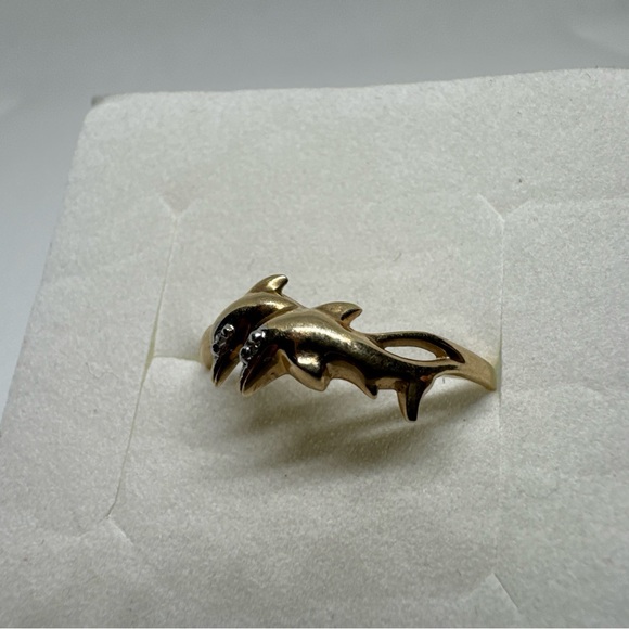 Vintage 10k Yellow Gold Dolphin Ring Size 8.75 Diamond Eyes Ocean Beach - Picture 3 of 12
